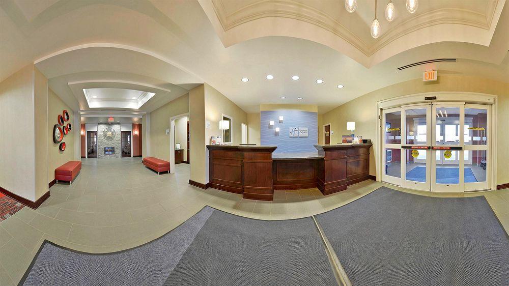 Holiday Inn Express Hotel & Suites Detroit-Utica By Ihg Eksteriør bilde