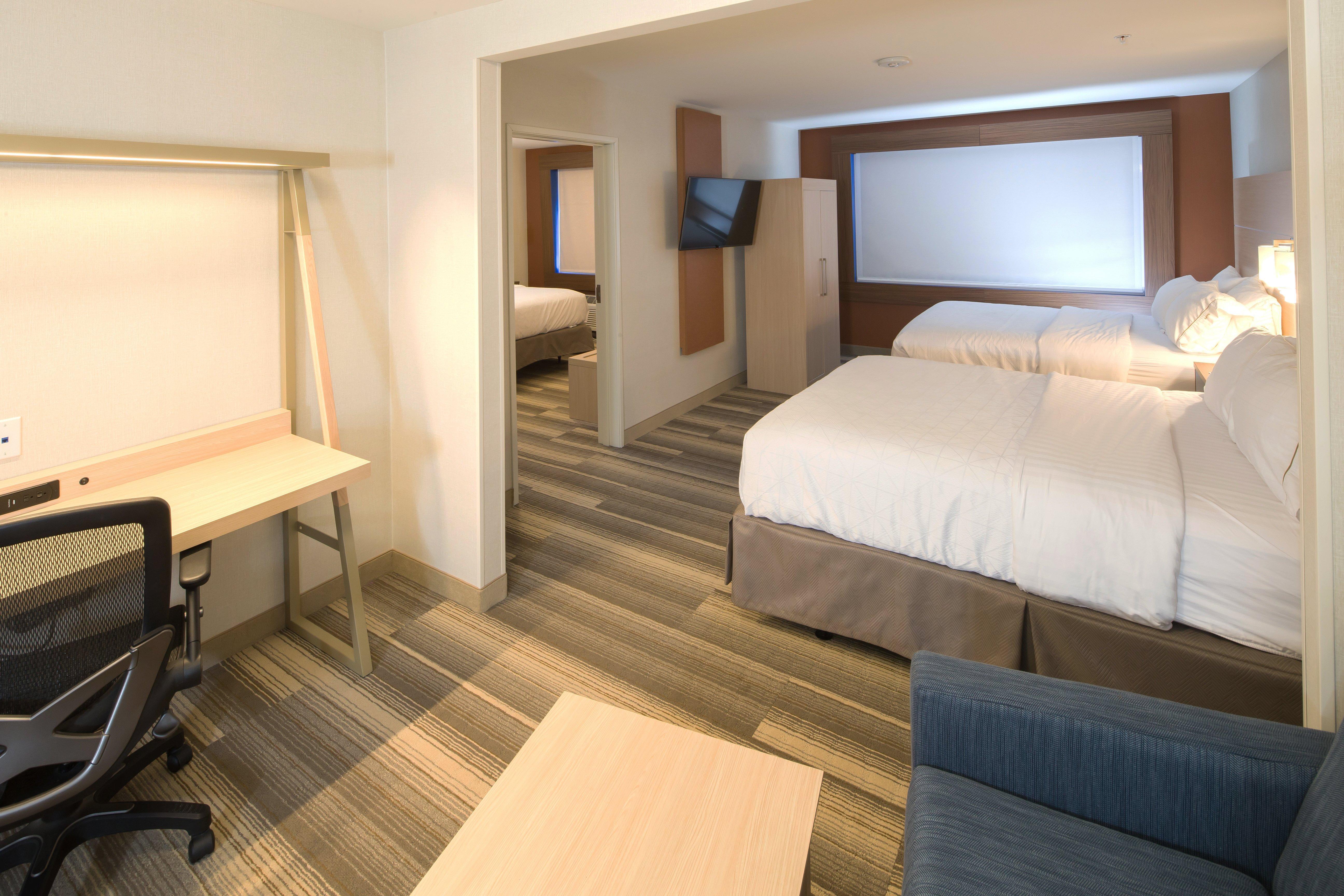 Holiday Inn Express Hotel & Suites Detroit-Utica By Ihg Eksteriør bilde