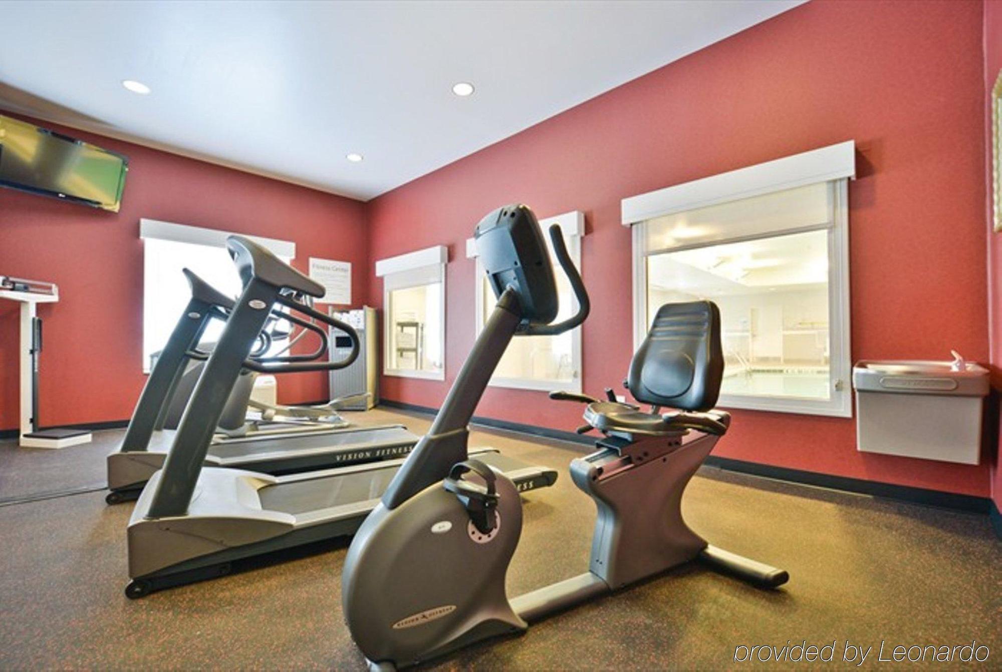 Holiday Inn Express Hotel & Suites Detroit-Utica By Ihg Eksteriør bilde